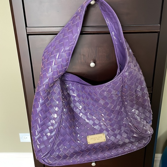 Michael Kors NWT purple large shoulder hobo bag 2009 - Picture 3 of 9